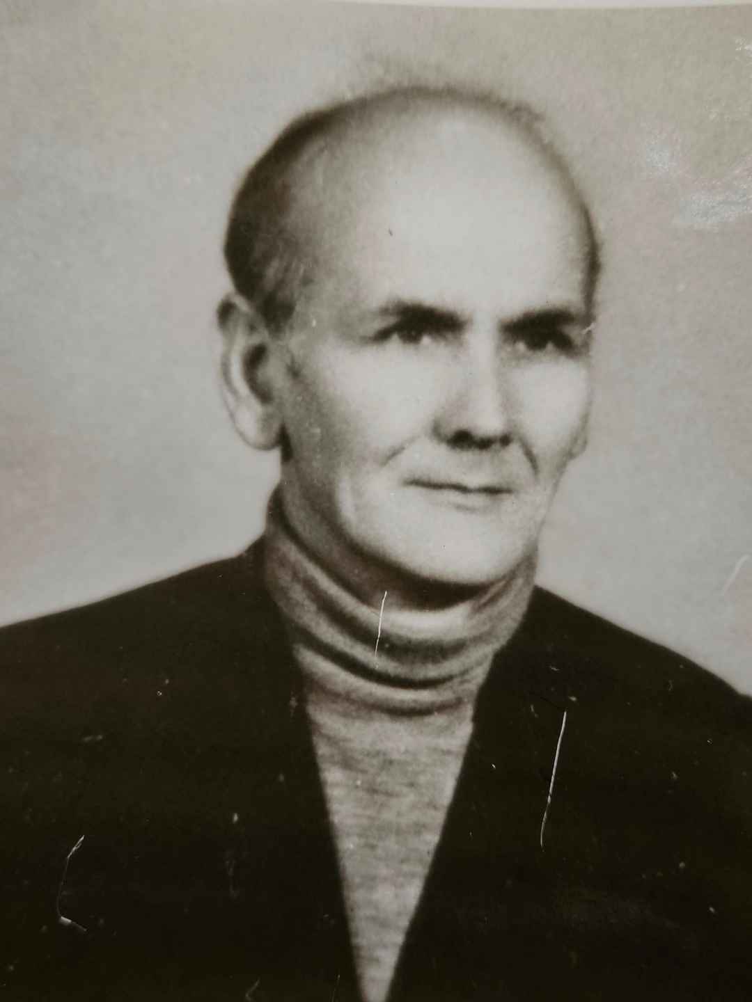 Dervis  Tuzlak